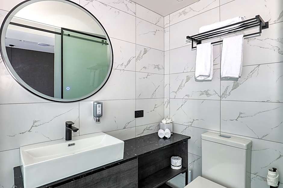 Microtel by Wyndham Wellington