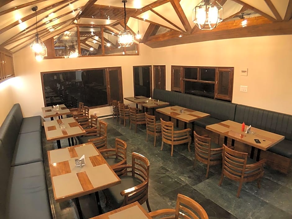 Hotel Himalayan Escape