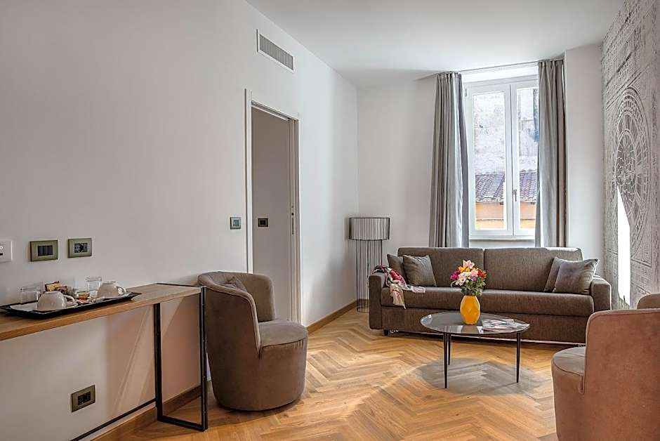 Navona Essence Hotel