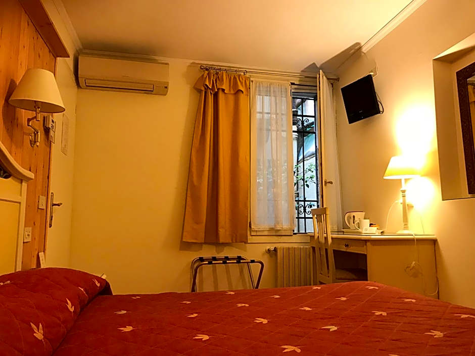 AL CAMPANIEL BED AND BREAKFAST