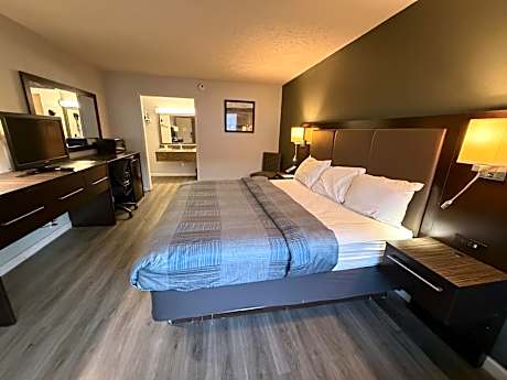 King Room - Non-Smoking