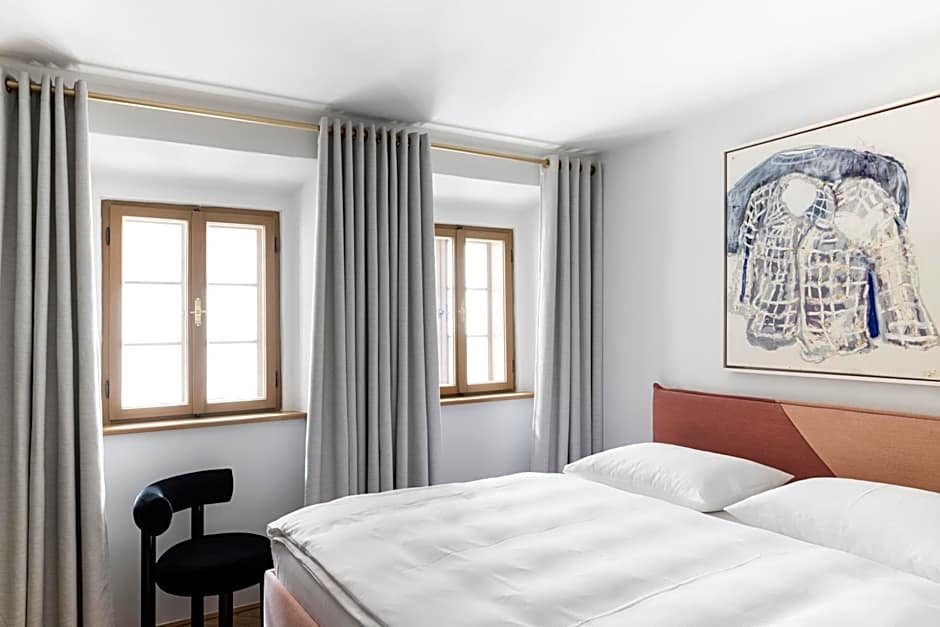 Kai 36 - Hotel zwischen Fels und Fluss