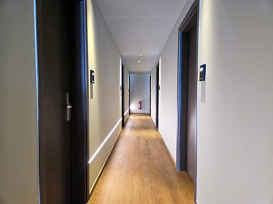 Petousis Hotel & Suites