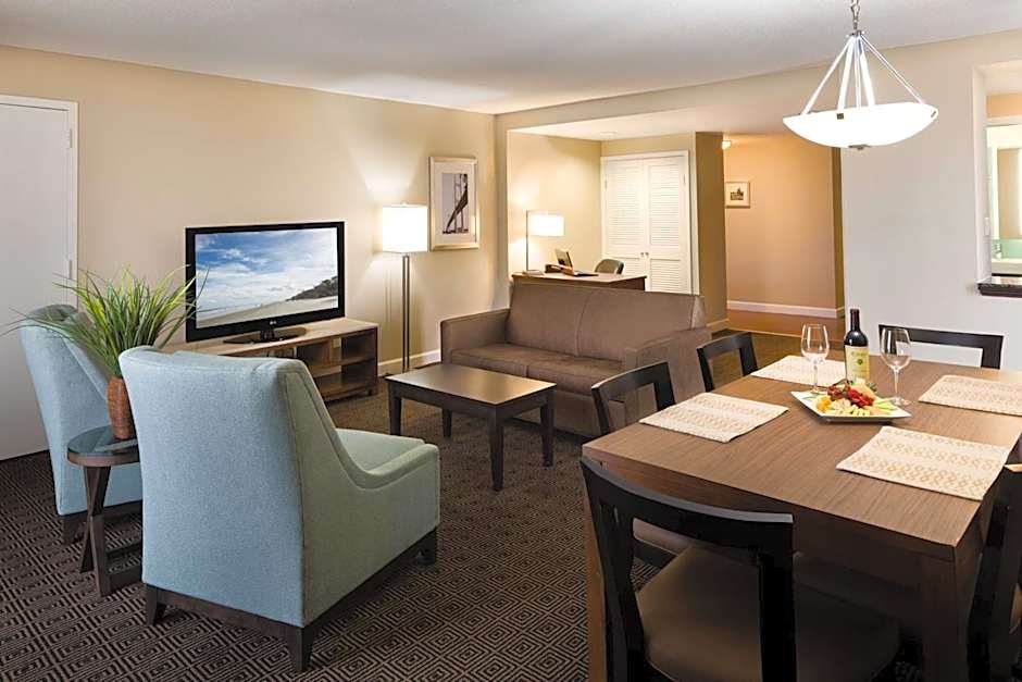 DoubleTree by Hilton Jacksonville Riverfront