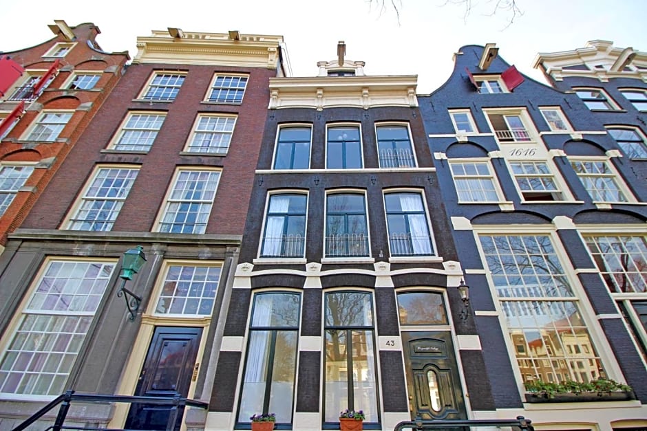 Romantic Jordaan Canalsuite near Anne Frank House
