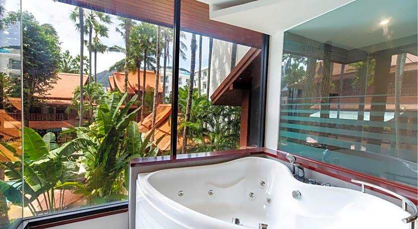 Royal Phawadee Village Patong Beach Hotel (SHA Plus)