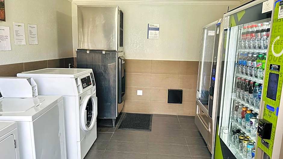 Studio 6 Suites San Ysidro CA San Diego South Bay