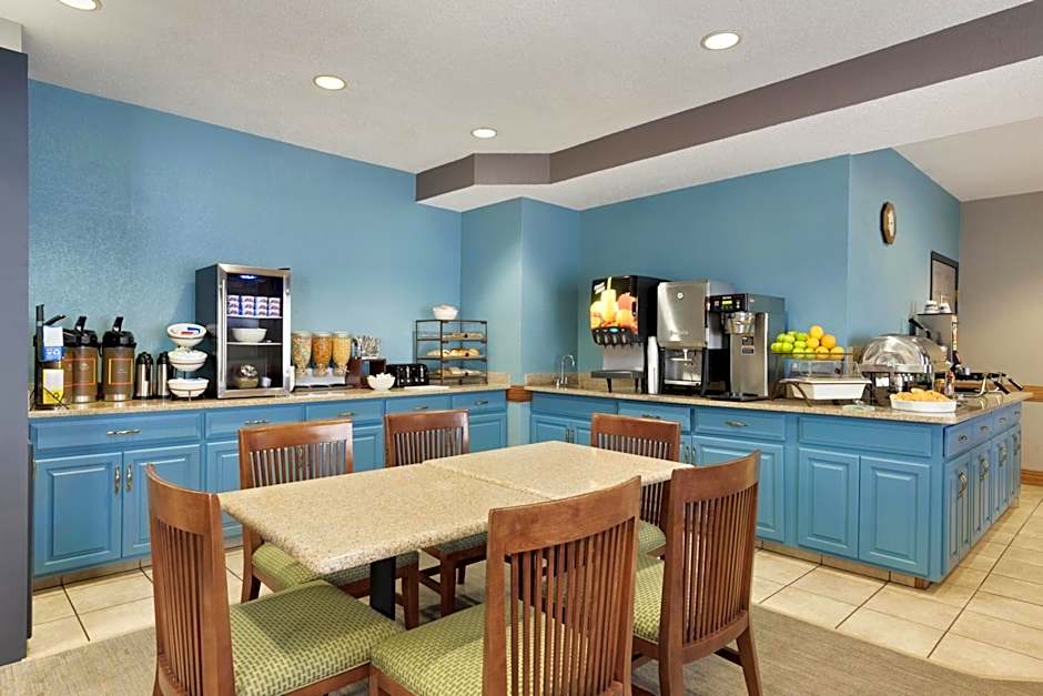 Country Inn & Suites by Radisson, Minneapolis-Shakopee