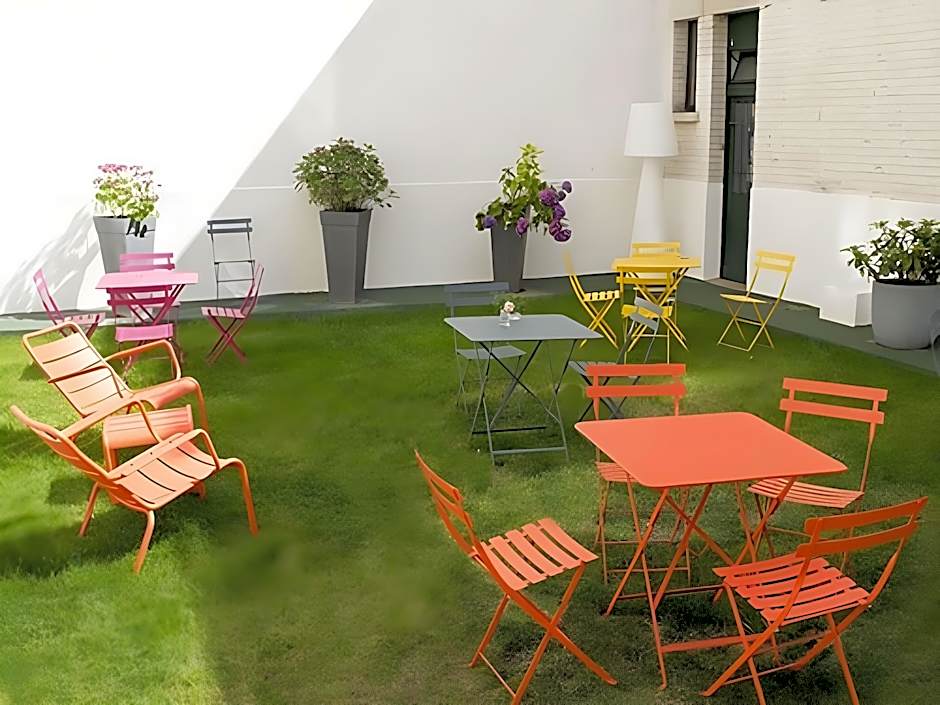 Hotel Des Batignolles