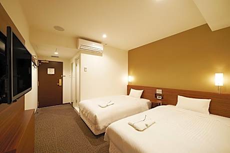 Twin Room - Non-Smoking