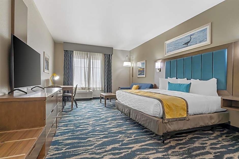 Photo 1 of 5 of King Room with Bath Tub, Sofa Bed, View and Kitchenette - Disability Access/Non-Smoking