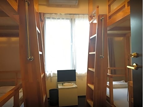Entire 4-Bed Dormitory for 2 People