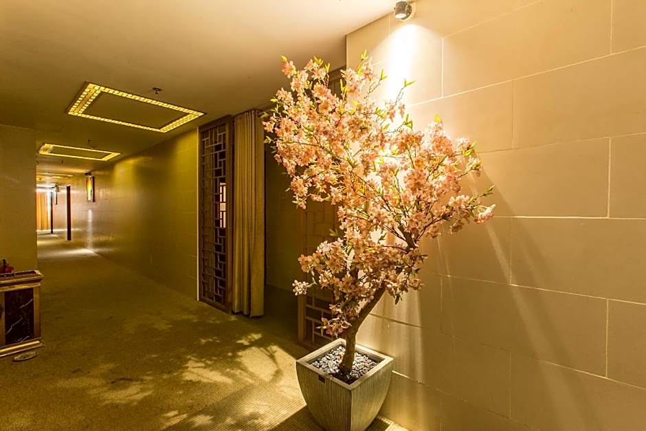 Minh Tam Hotel and Spa