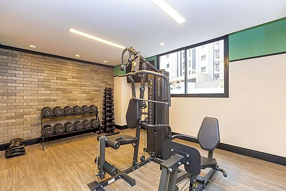 Apto confortável Centro/Batel