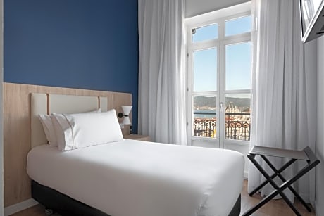 Single Room with Sea View
