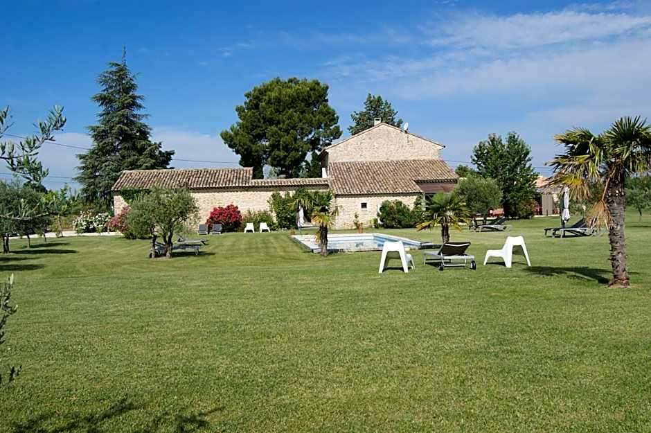 Mas En Pierres Dans Le Luberon – Robion, UT
