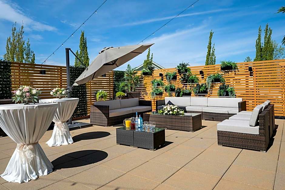 Sheraton Vancouver Guildford Hotel