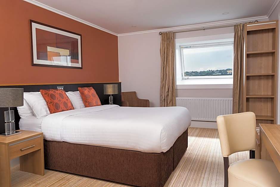 Strangford Arms Hotel