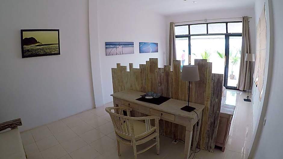 MYAMO Beach Lodge