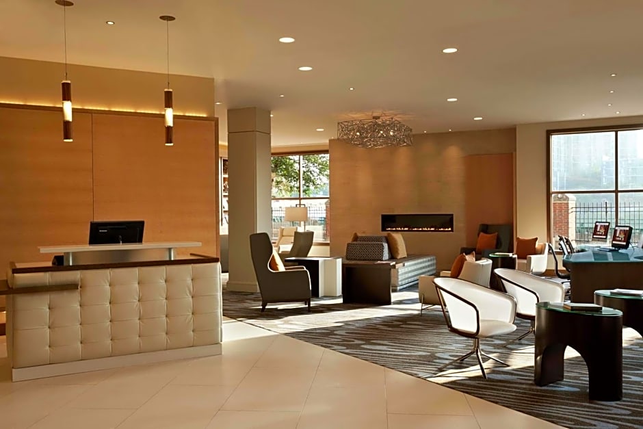 DoubleTree Suites By Hilton Boston - Cambridge