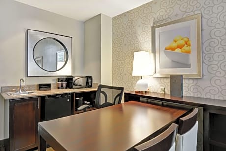 2 Qn 2 Rm Ste Mobility Access Ri Shwr Nosmk