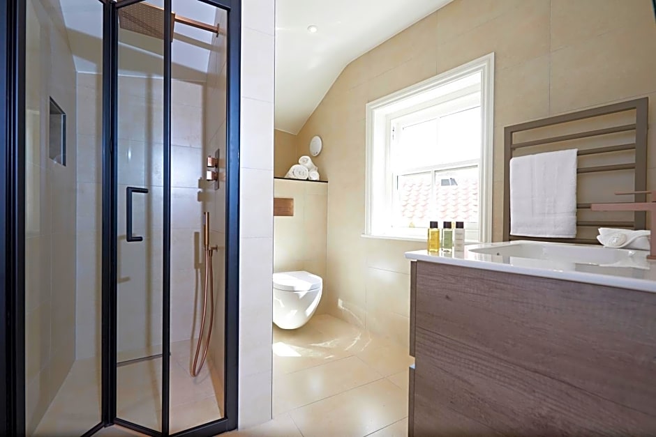 Valentino s Restaurant with Rooms