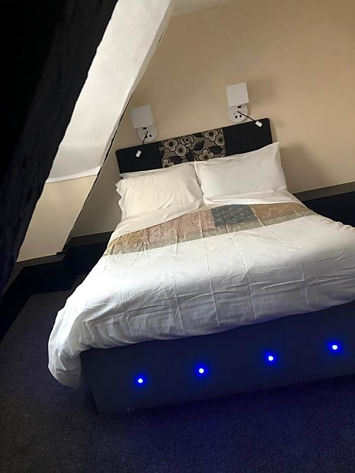 The Old Black Horse Inn