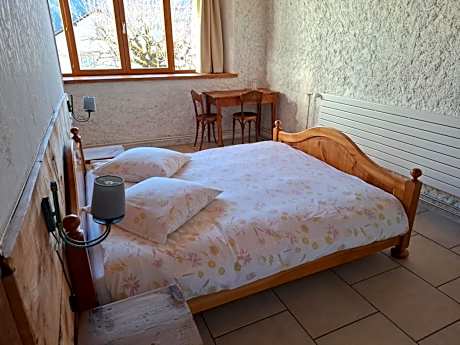 Double Room with Mountain View