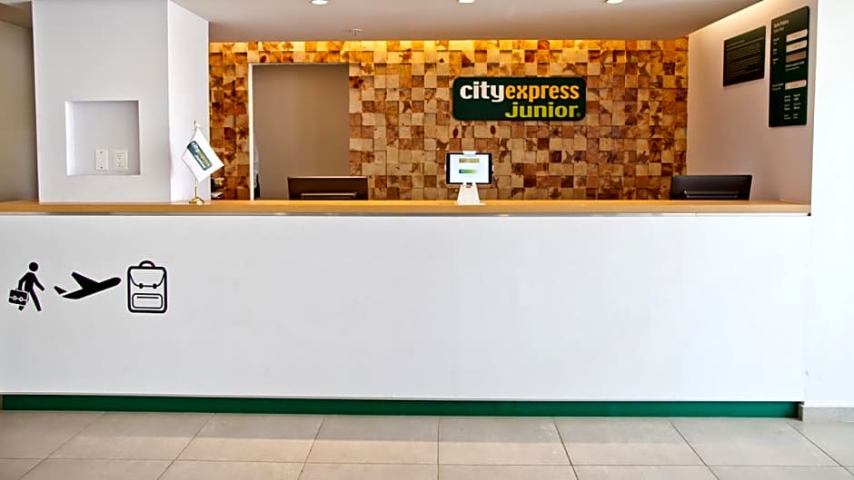 City Express Junior by Marriott Cancun