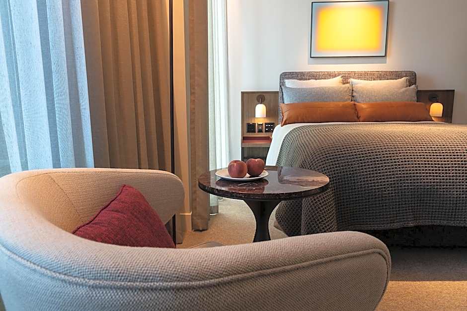 Next Hotel Melbourne, Curio Collection by Hilton