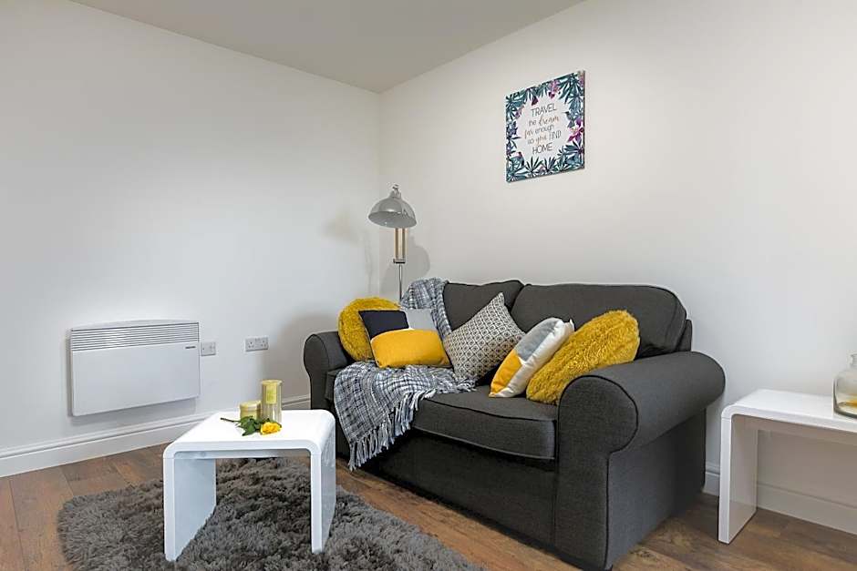 KVM - City Apartments - Contractors - Town Centre by KVM Stays