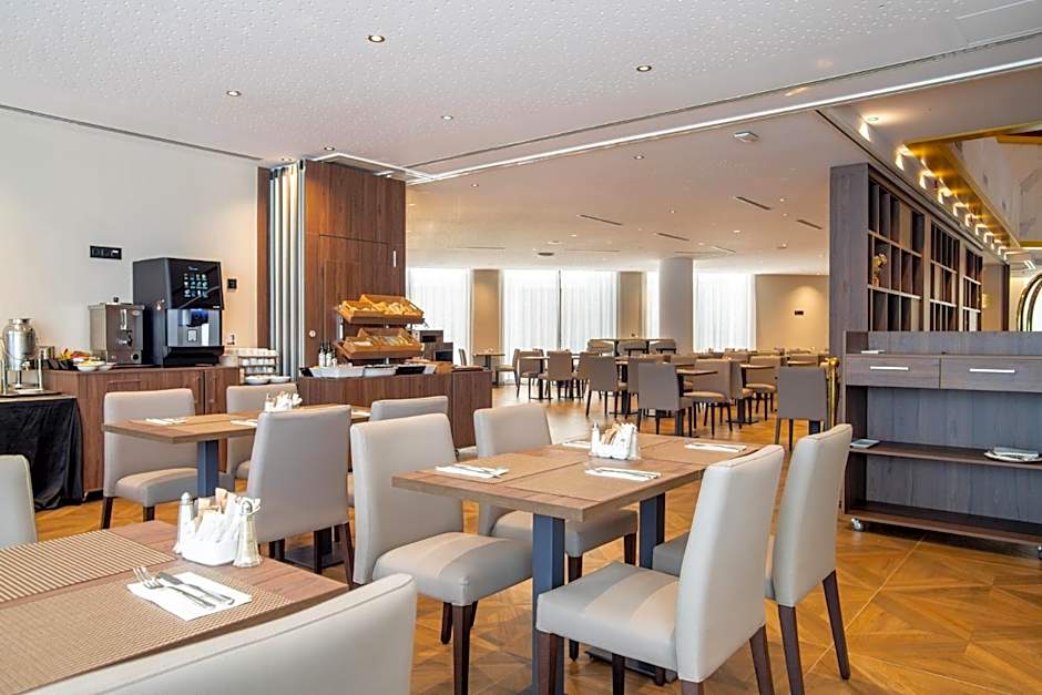 Hotel Granada Center