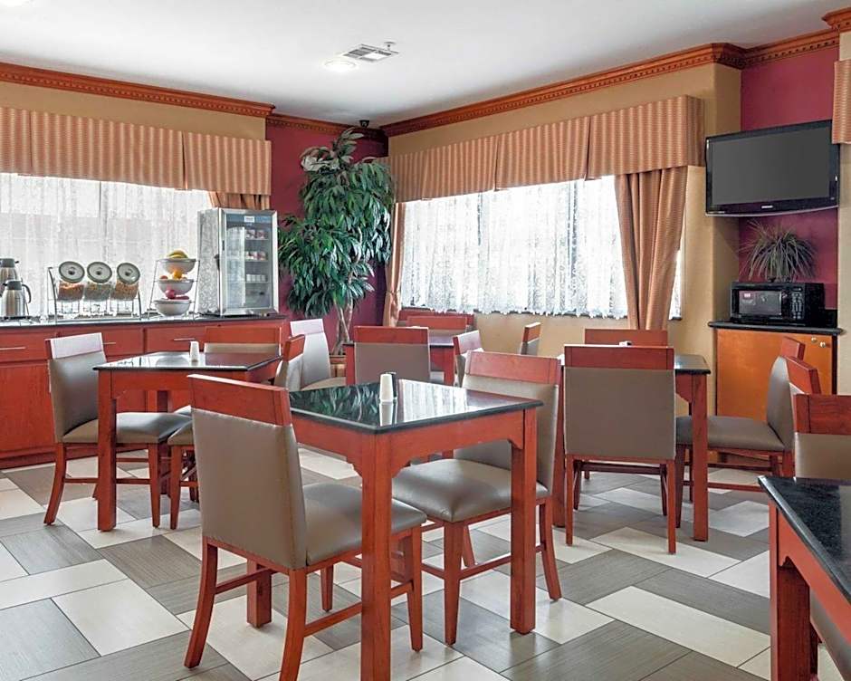 Comfort Suites Lake Charles