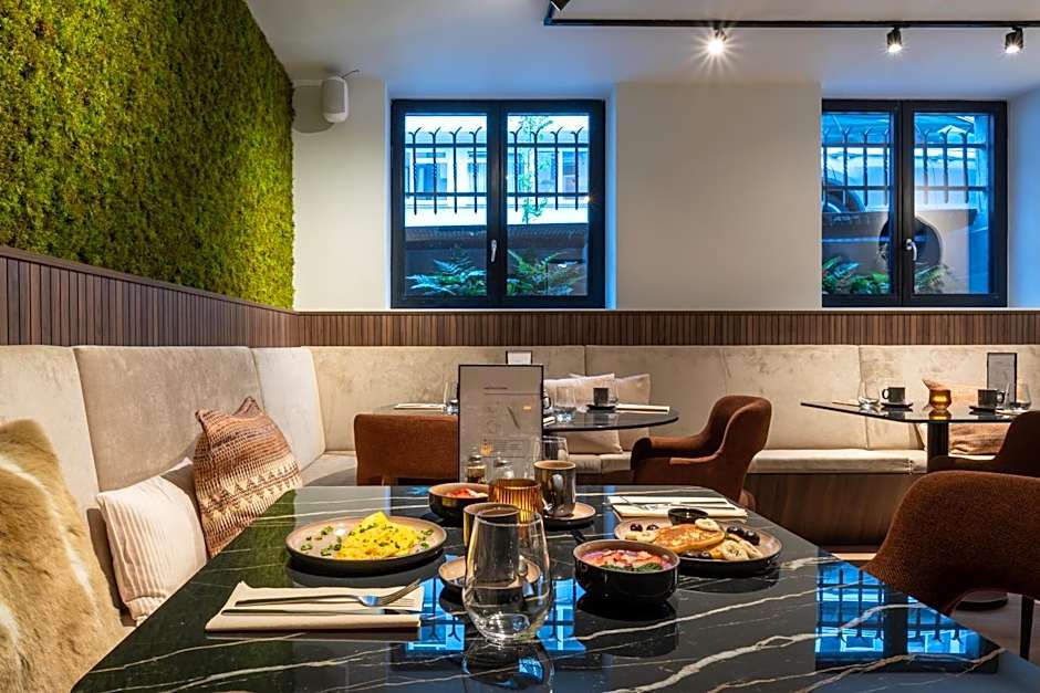 ONE TWO FOUR - Hotel & Spa