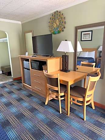 Queen Room
