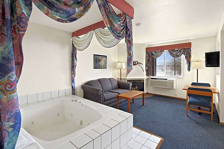 Super 8 by Wyndham Swift Current