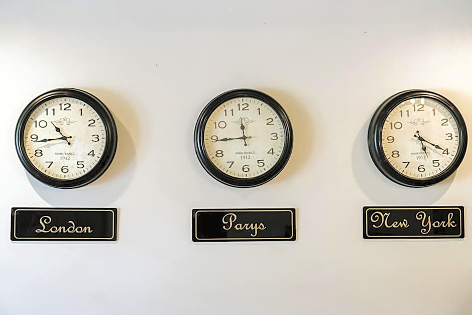 Le Grand Chateau Hotel