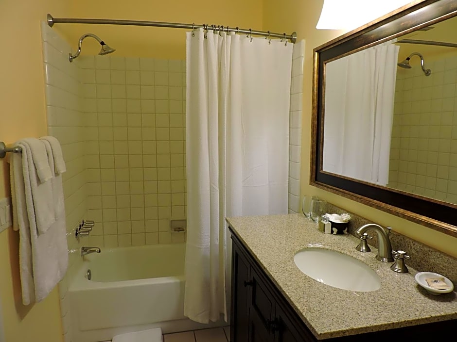 La Maison Hotel - Adults Only