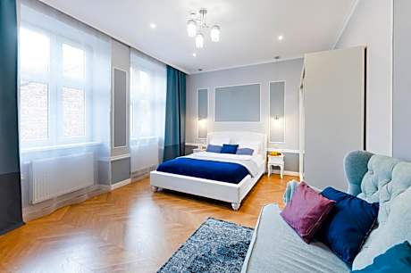 Superior One-Bedroom Apartment no. 7, 1st floor courtyard view