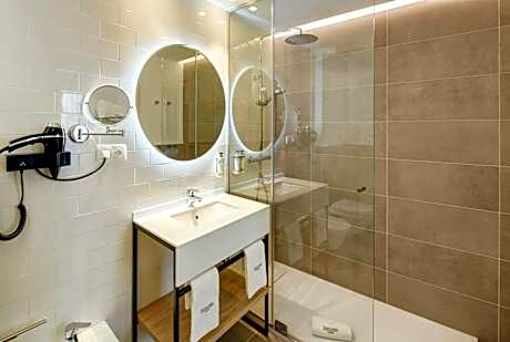 Basic Double Room