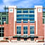 Super 8 by Wyndham Green Bay Near Stadium