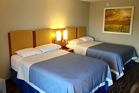 2 Double Beds Non-Smoking