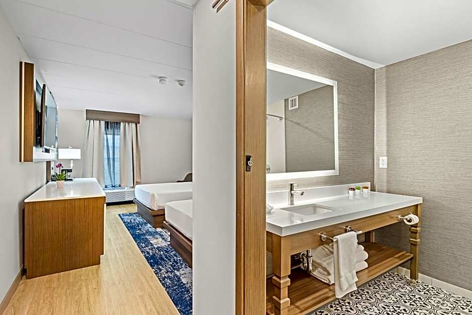 John Carver Inn & Spa