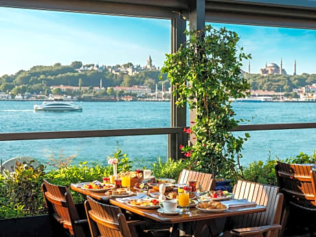 Novotel Istanbul Bosphorus