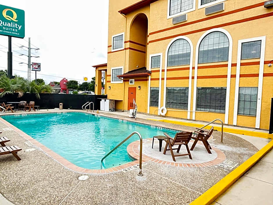 Quality Suites San Antonio Brooks City Base
