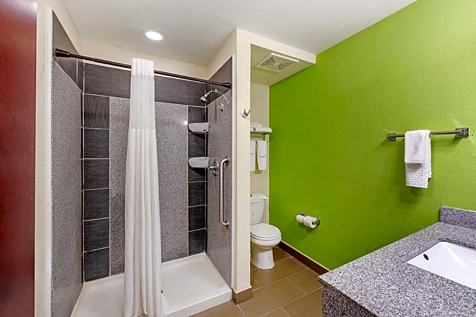 Best Western Plus Pratt