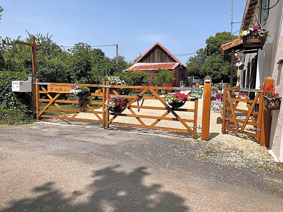 Le Jardin de Rose 24 FEUILLEBERT Romagne 86700