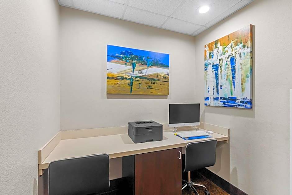 Days Inn by Wyndham Rockdale Texas