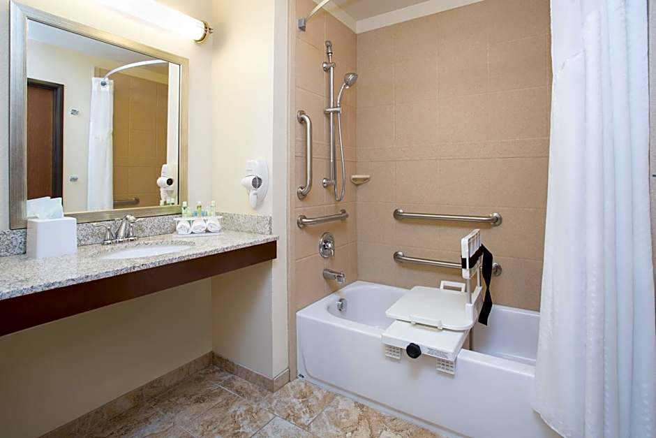 Holiday Inn Express Hotel & Suites Glendive By IHG