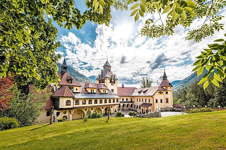 Naturhotel Schloss Kassegg